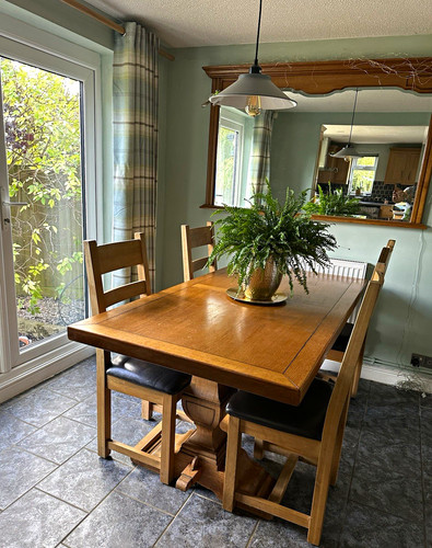 Oak rectangular dining table - rectangular,