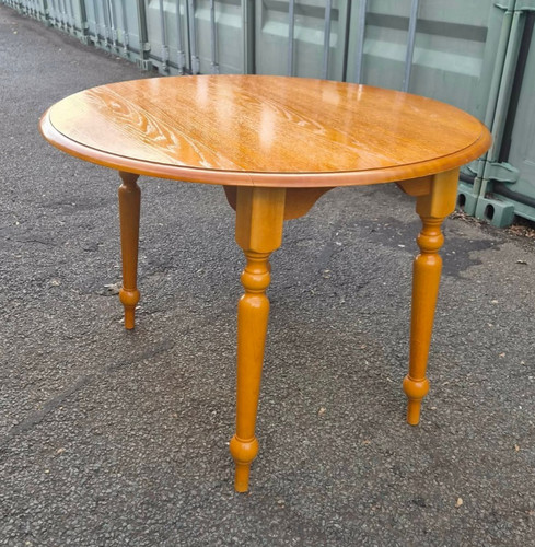 Solid wood drop leaf round - wood,